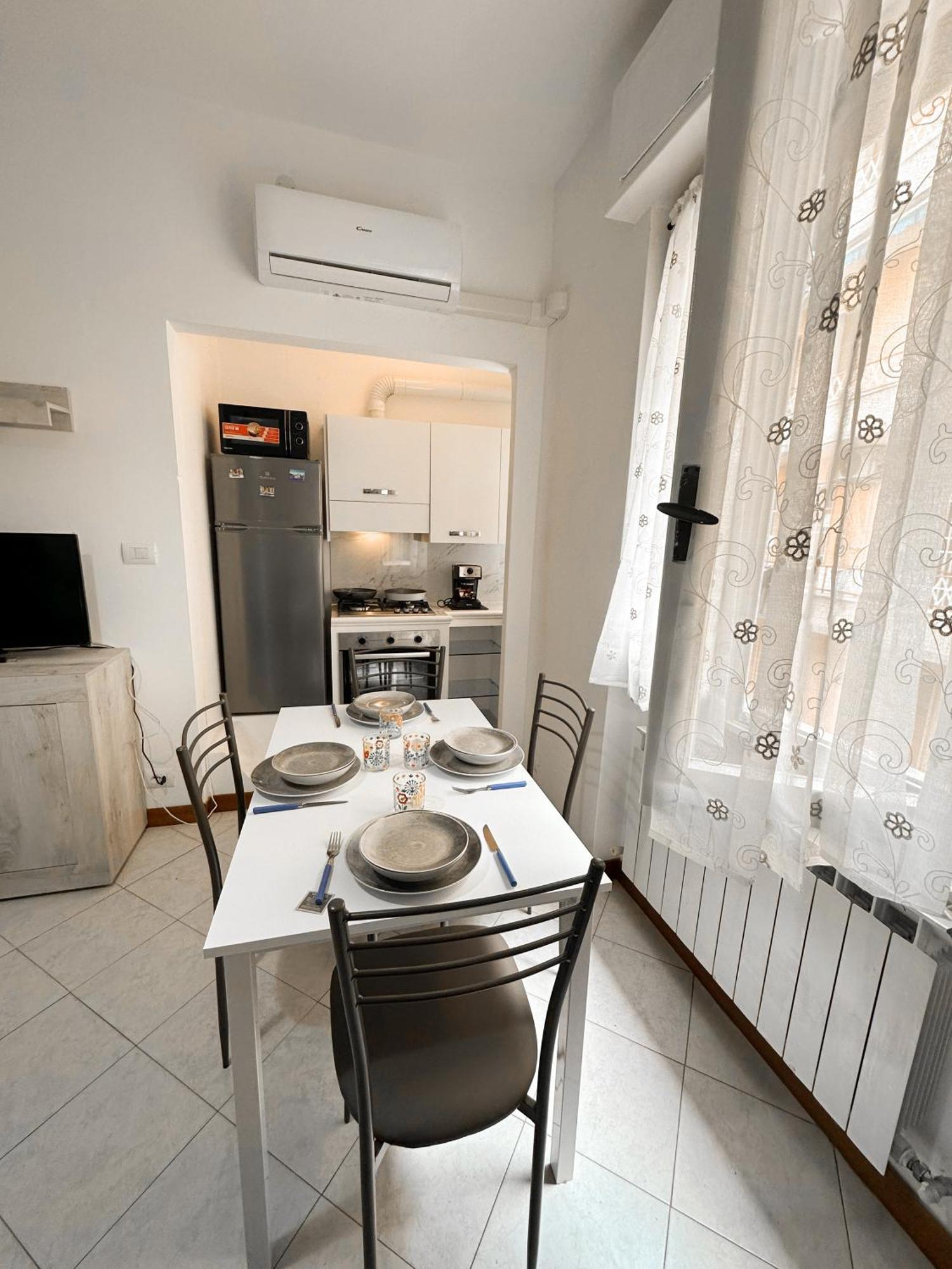 Tolly House-Rapallo City Centre ภายนอก รูปภาพ